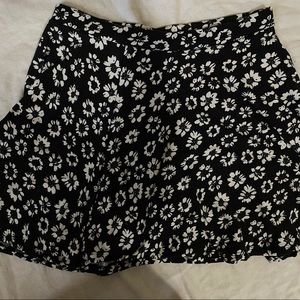 Vintage floral mini skirt